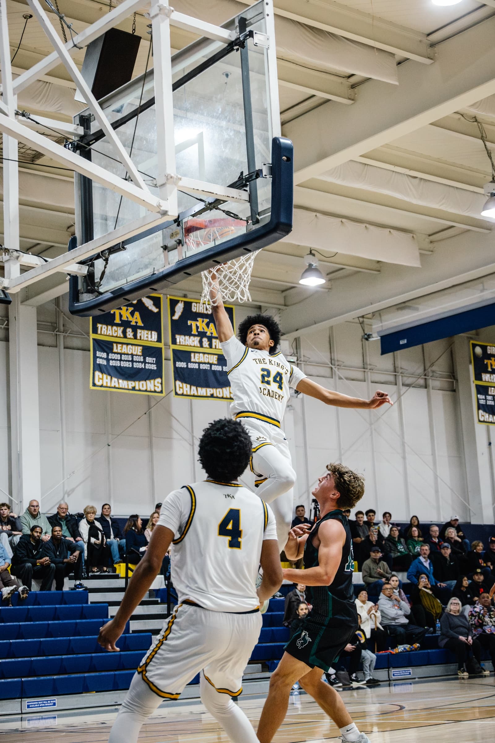 Boys Basketball — CIF Playoff Highlight Reel